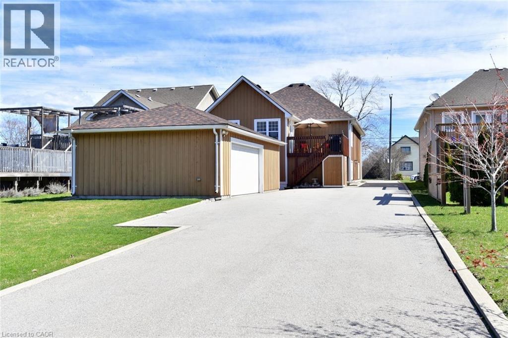1060 Beach Boulevard, Hamilton, Ontario  L8H 6Z4 - Photo 34 - 40833246