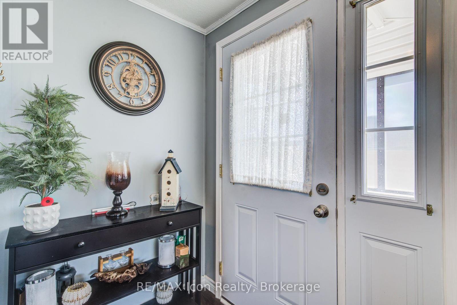 11 Hemlock Crescent, Puslinch, Ontario  N0B 2J0 - Photo 4 - X13171486