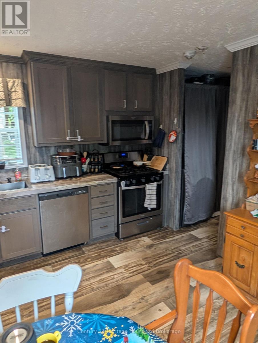 237 - 99 Fourth Concession Road, Brant, Ontario  N0E 1E0 - Photo 2 - X13171710