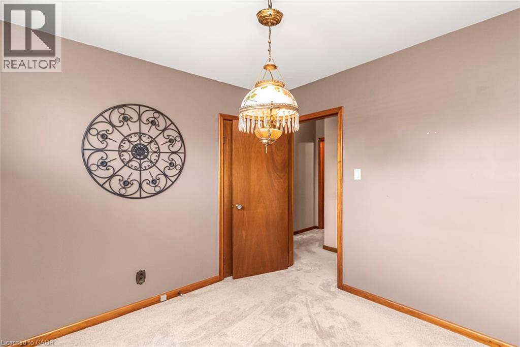 435 East 36th Street, Hamilton, Ontario  L8V 4A4 - Photo 17 - 40833389