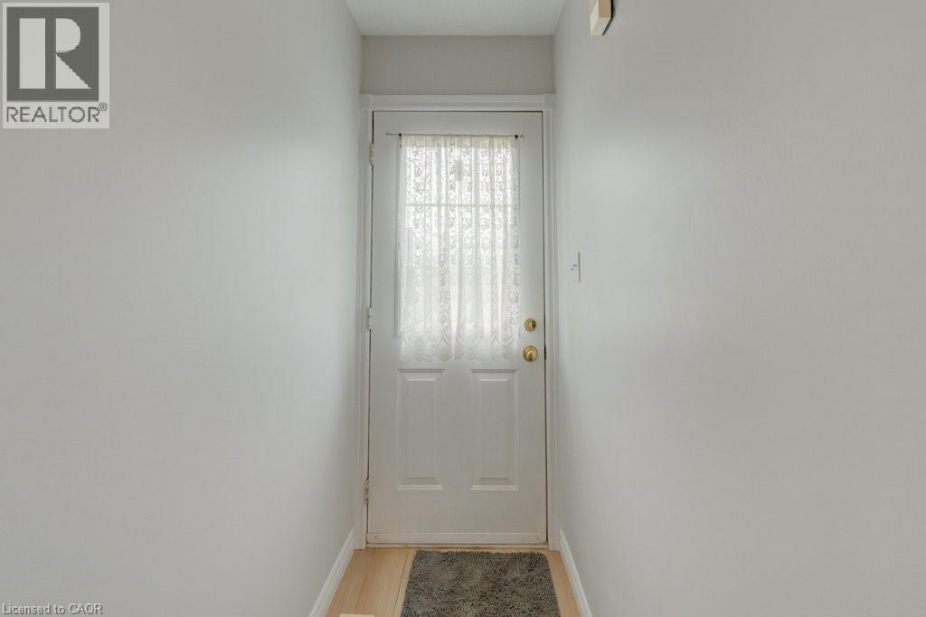 58d Harris Avenue, Brantford, Ontario  N3R 2E9 - Photo 7 - 40832016
