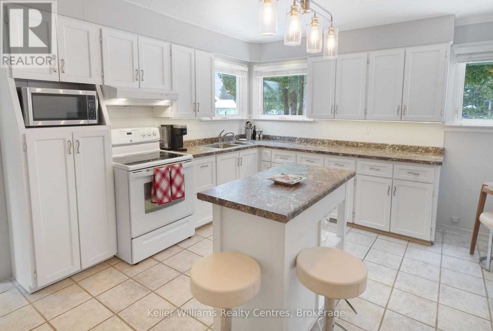 158 Stokes Bay Road, Northern Bruce Peninsula, Ontario  N0H 1W0 - Photo 12 - X13171818