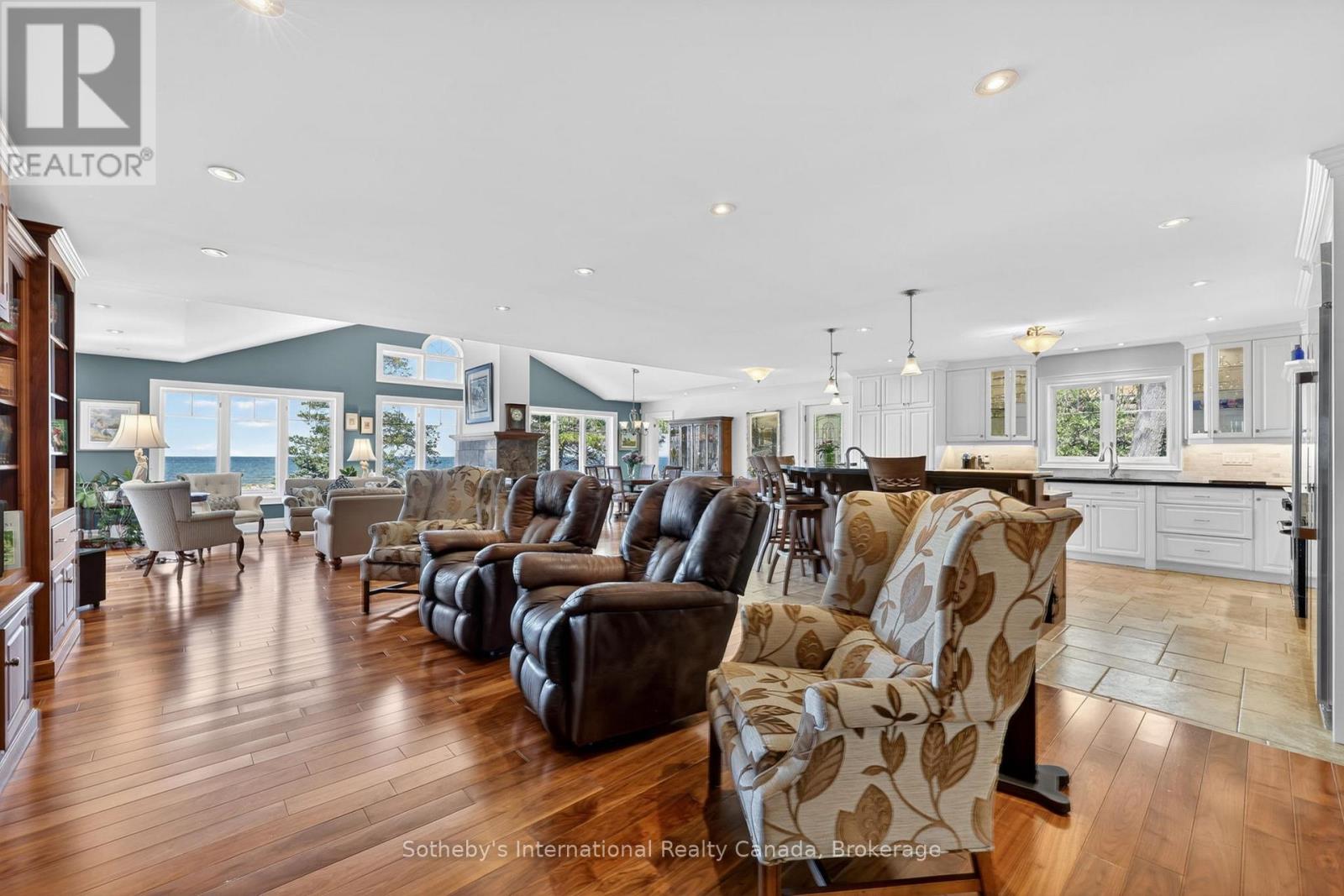 1036 River Road E, Wasaga Beach, Ontario  L9Z 2P7 - Photo 15 - S13171888