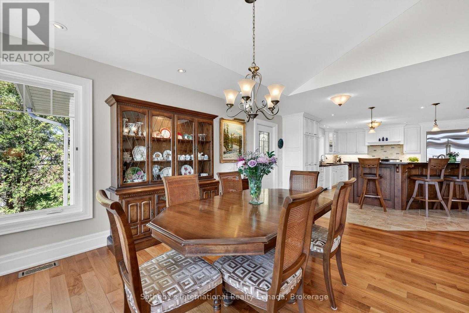 1036 River Road E, Wasaga Beach, Ontario  L9Z 2P7 - Photo 25 - S13171888
