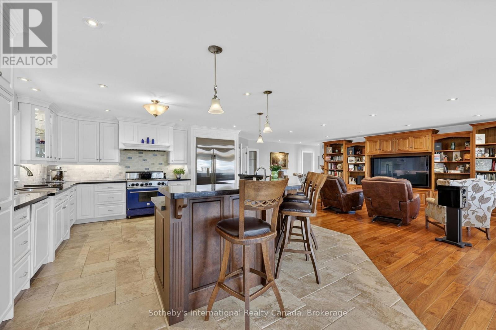 1036 River Road E, Wasaga Beach, Ontario  L9Z 2P7 - Photo 26 - S13171888