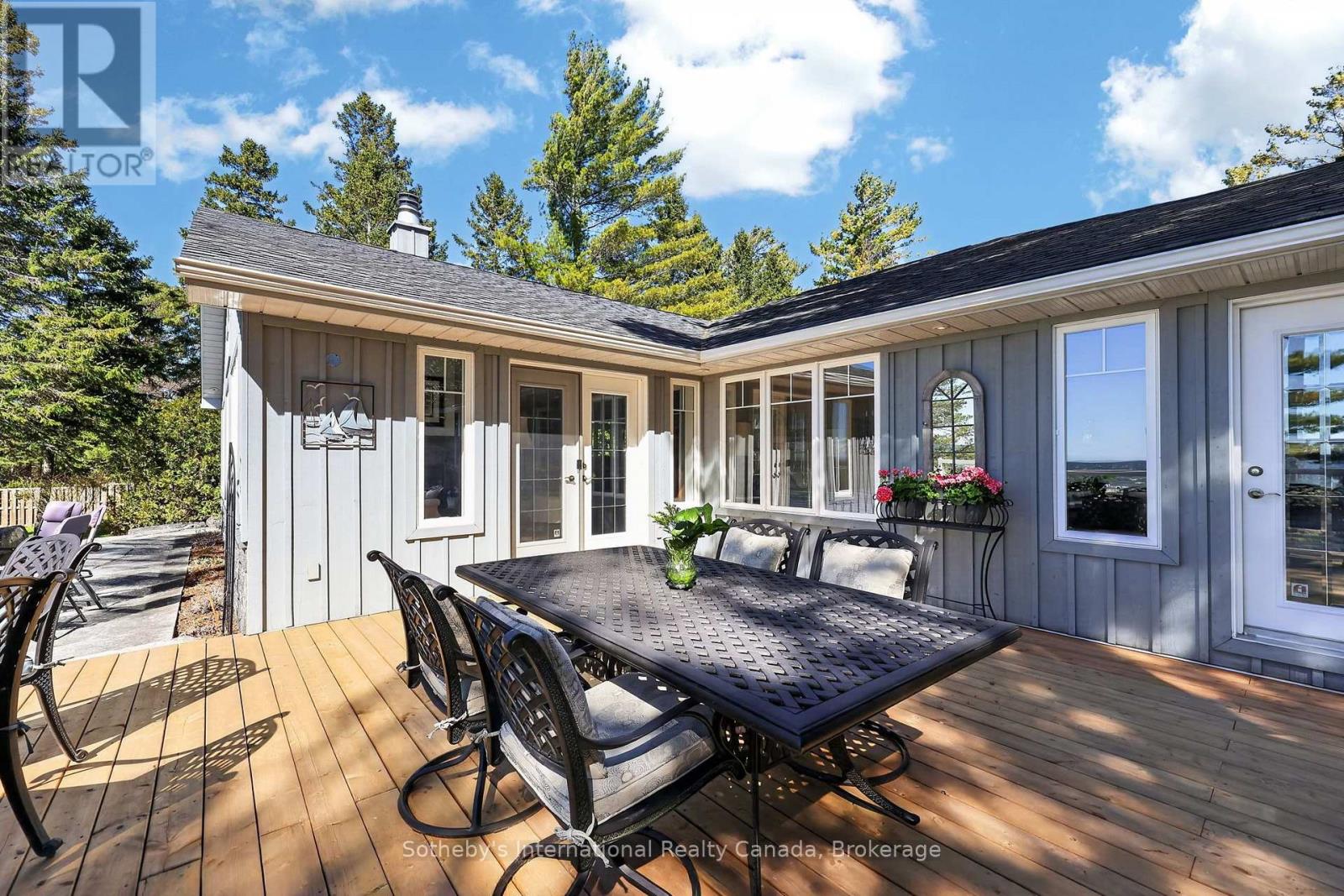 1036 River Road E, Wasaga Beach, Ontario  L9Z 2P7 - Photo 42 - S13171888
