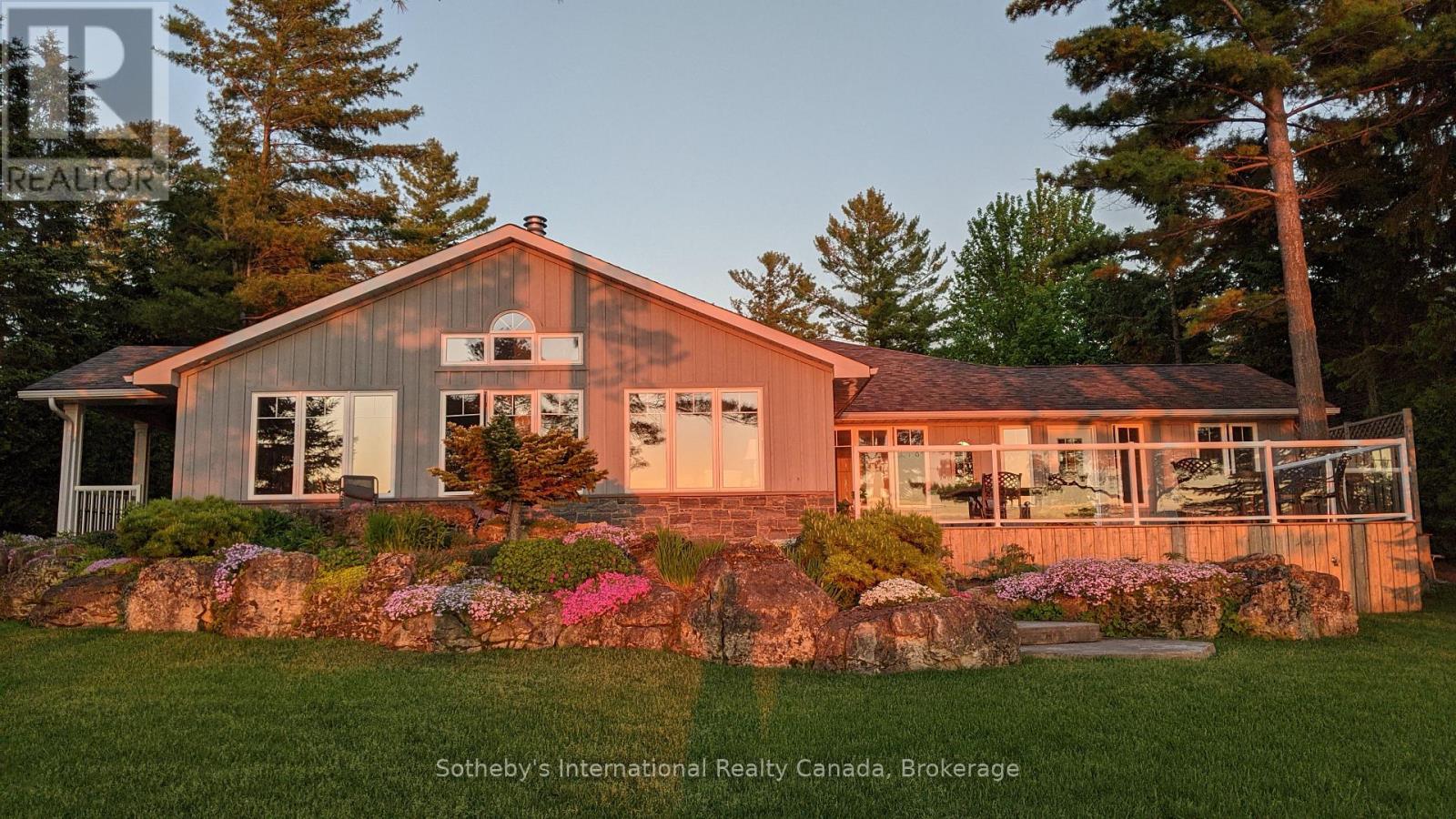 1036 River Road E, Wasaga Beach, Ontario  L9Z 2P7 - Photo 5 - S13171888