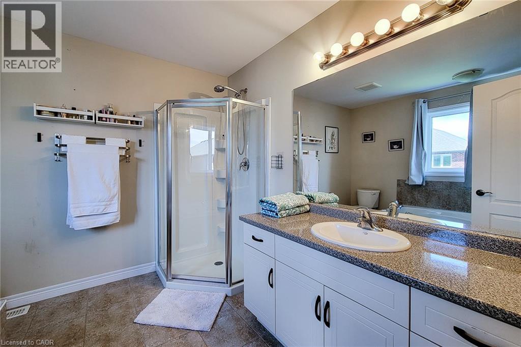 40 Fairgrounds Drive, Binbrook, Ontario  L0R 1C0 - Photo 25 - 40833469