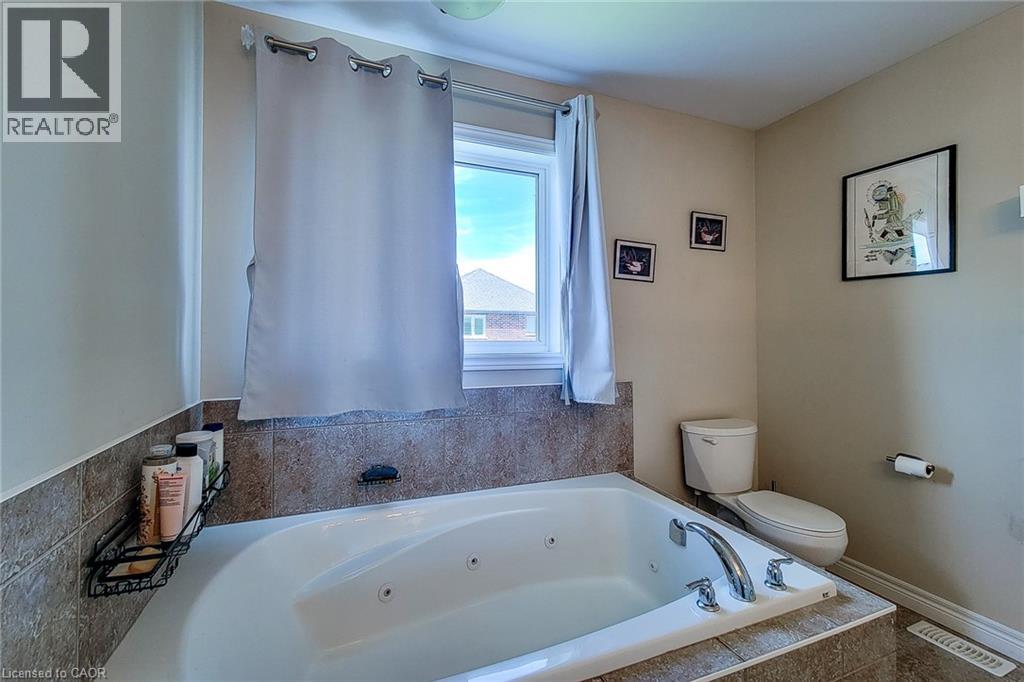 40 Fairgrounds Drive, Binbrook, Ontario  L0R 1C0 - Photo 26 - 40833469