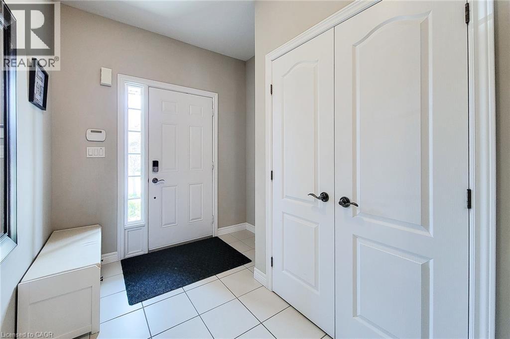 40 Fairgrounds Drive, Binbrook, Ontario  L0R 1C0 - Photo 8 - 40833469