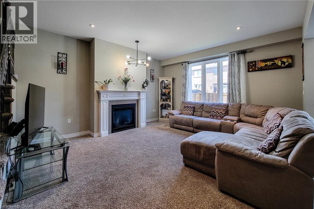 40 Fairgrounds Drive, Binbrook, Ontario  L0R 1C0 - Photo 9 - 40833469