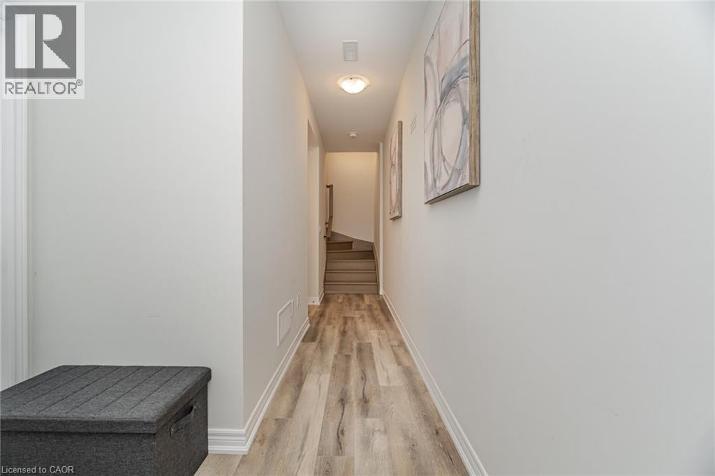 40 Zinfandel Drive Unit# 3, Stoney Creek, Ontario  L8E 0L1 - Photo 10 - 40833468