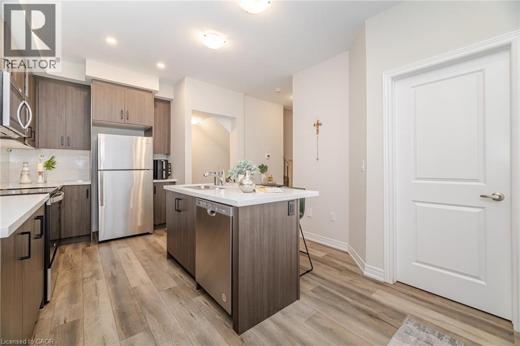 40 Zinfandel Drive Unit# 3, Stoney Creek, Ontario  L8E 0L1 - Photo 12 - 40833468