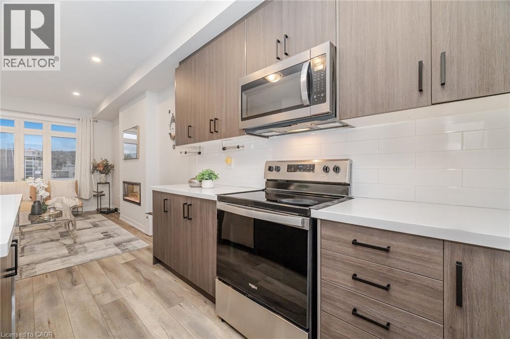 40 Zinfandel Drive Unit# 3, Stoney Creek, Ontario  L8E 0L1 - Photo 16 - 40833468
