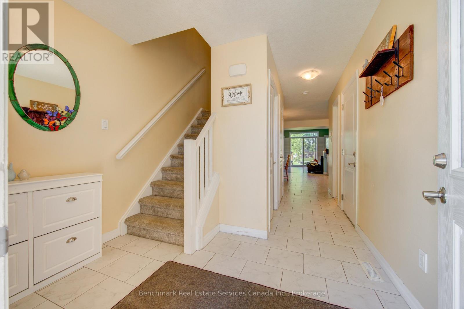 39 Leesboro Trail, Thames Centre, Ontario  N0M 2P0 - Photo 5 - X13172754
