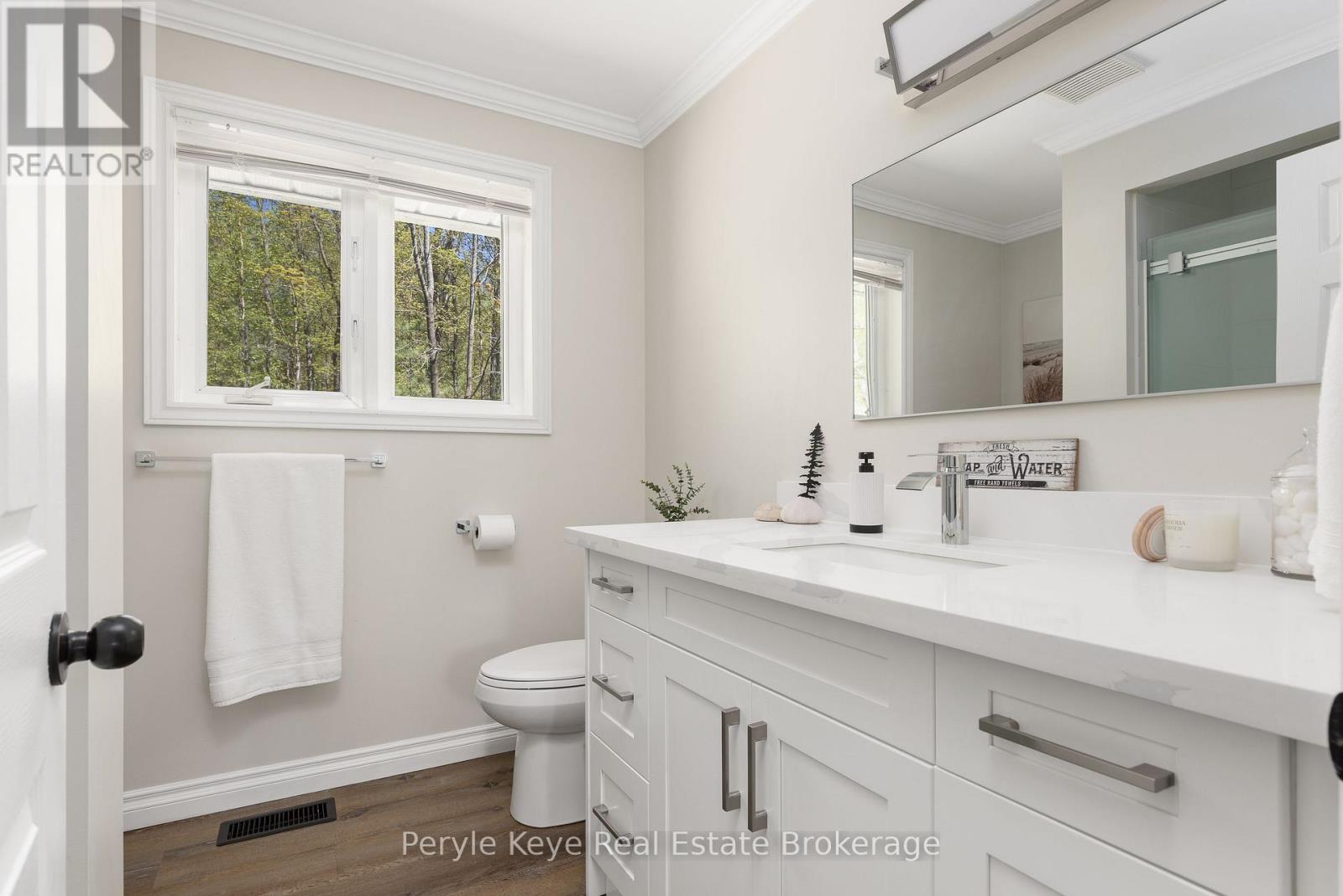 1042 Hillside Crescent, Lake Of Bays, Ontario  P1H 2J6 - Photo 23 - X13173096