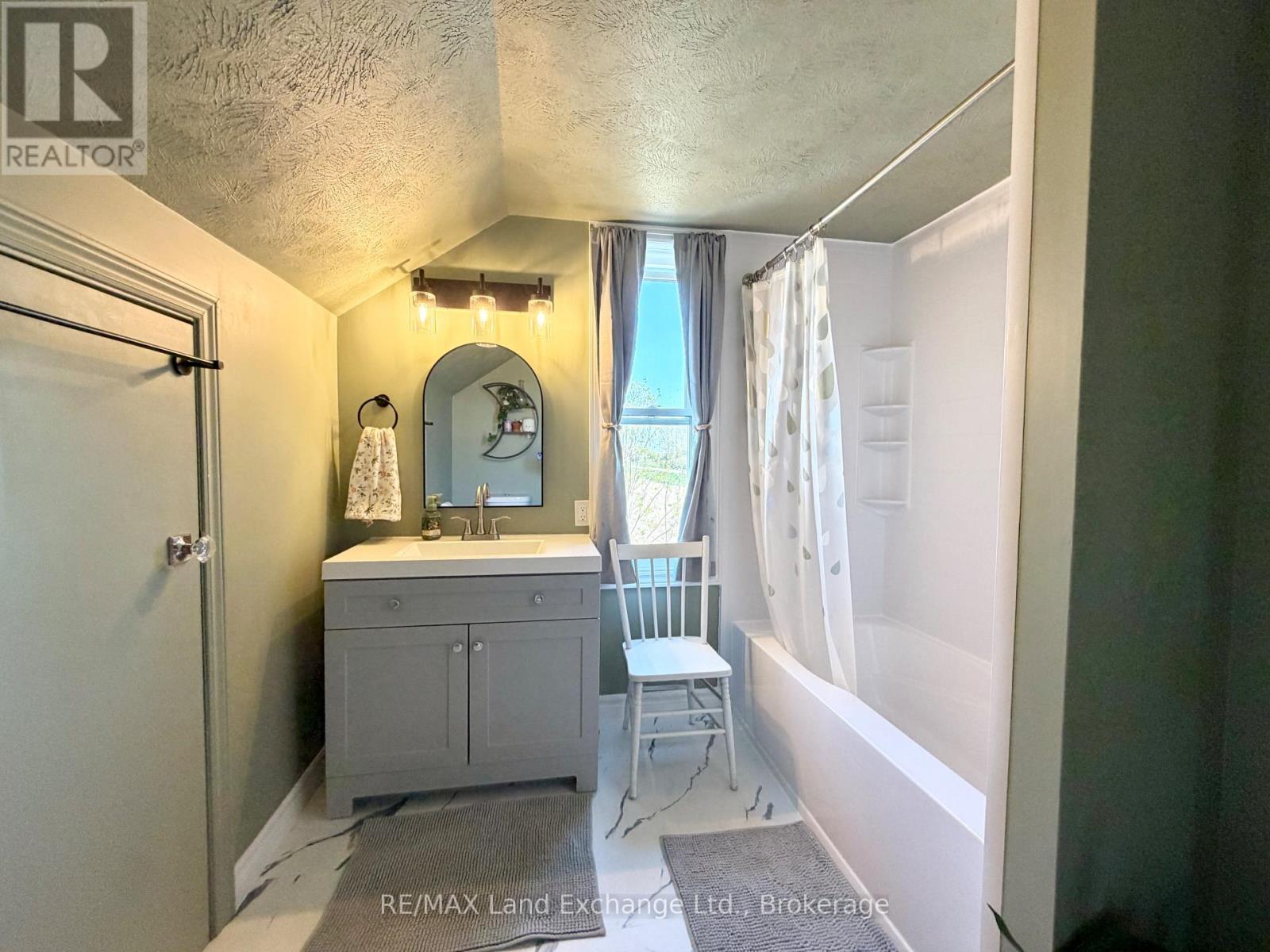 1676 Bruce-Saugeen Townline, Saugeen Shores, Ontario  N0H 2C5 - Photo 19 - X13173310
