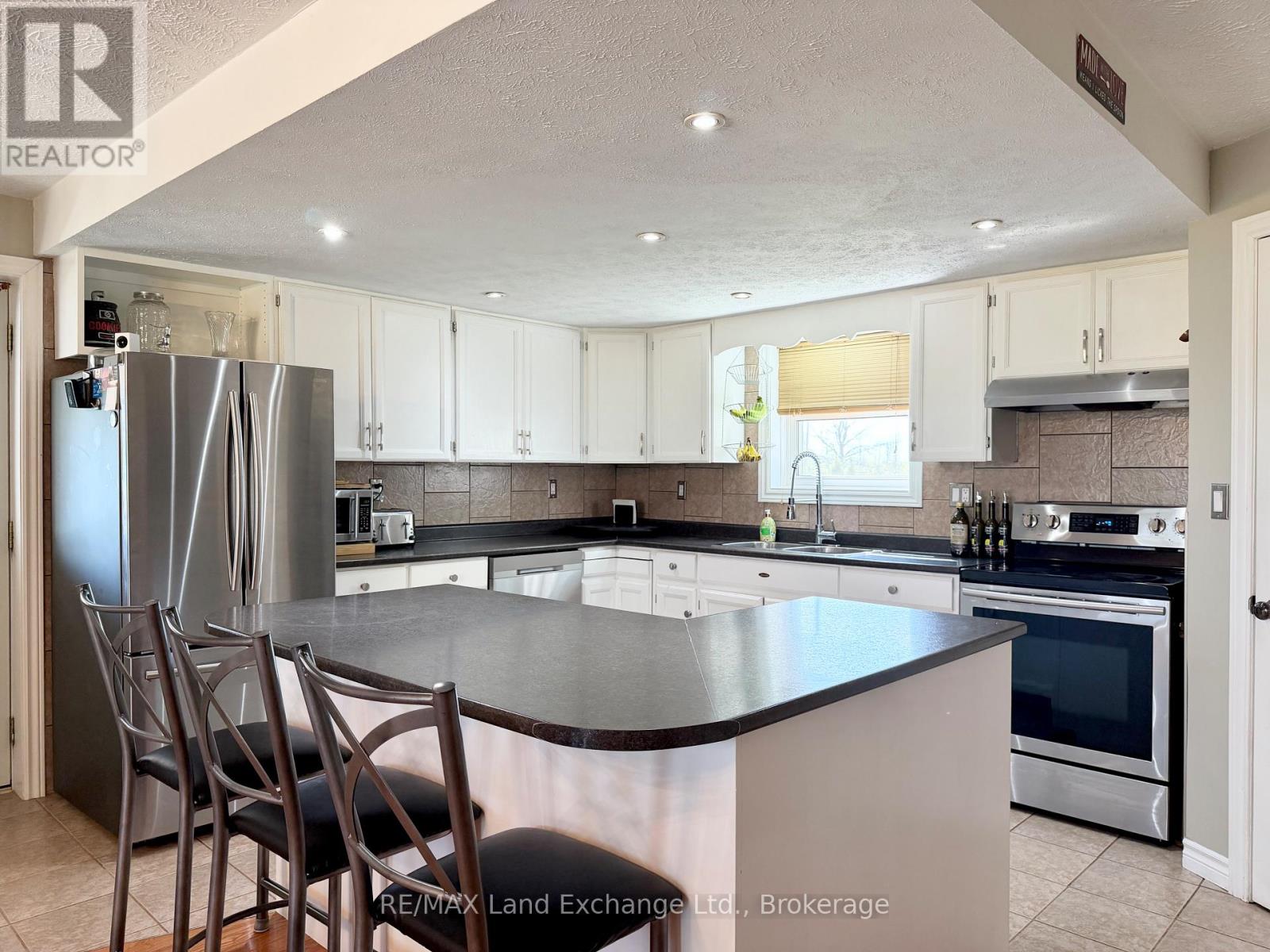 1676 Bruce-Saugeen Townline, Saugeen Shores, Ontario  N0H 2C5 - Photo 5 - X13173310