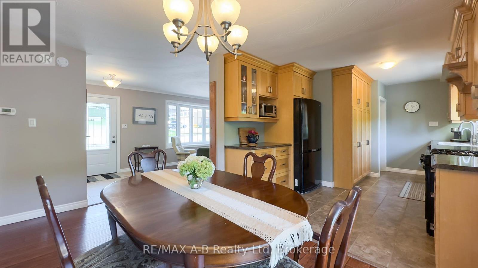 43 Widder Street W, St. Marys, Ontario  N4X 1A5 - Photo 13 - X13173432