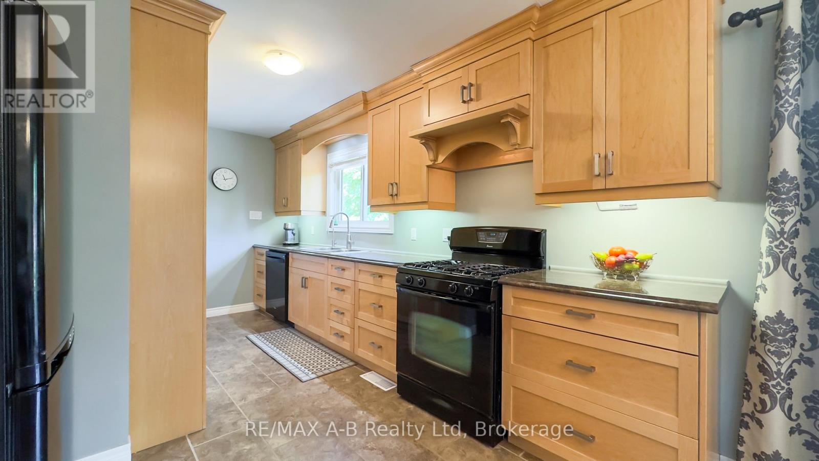 43 Widder Street W, St. Marys, Ontario  N4X 1A5 - Photo 15 - X13173432