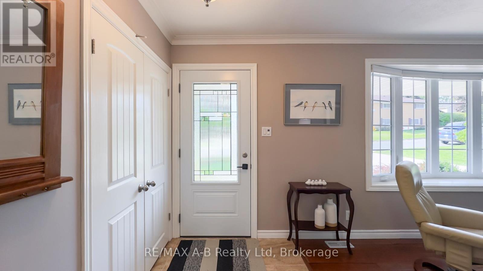 43 Widder Street W, St. Marys, Ontario  N4X 1A5 - Photo 5 - X13173432