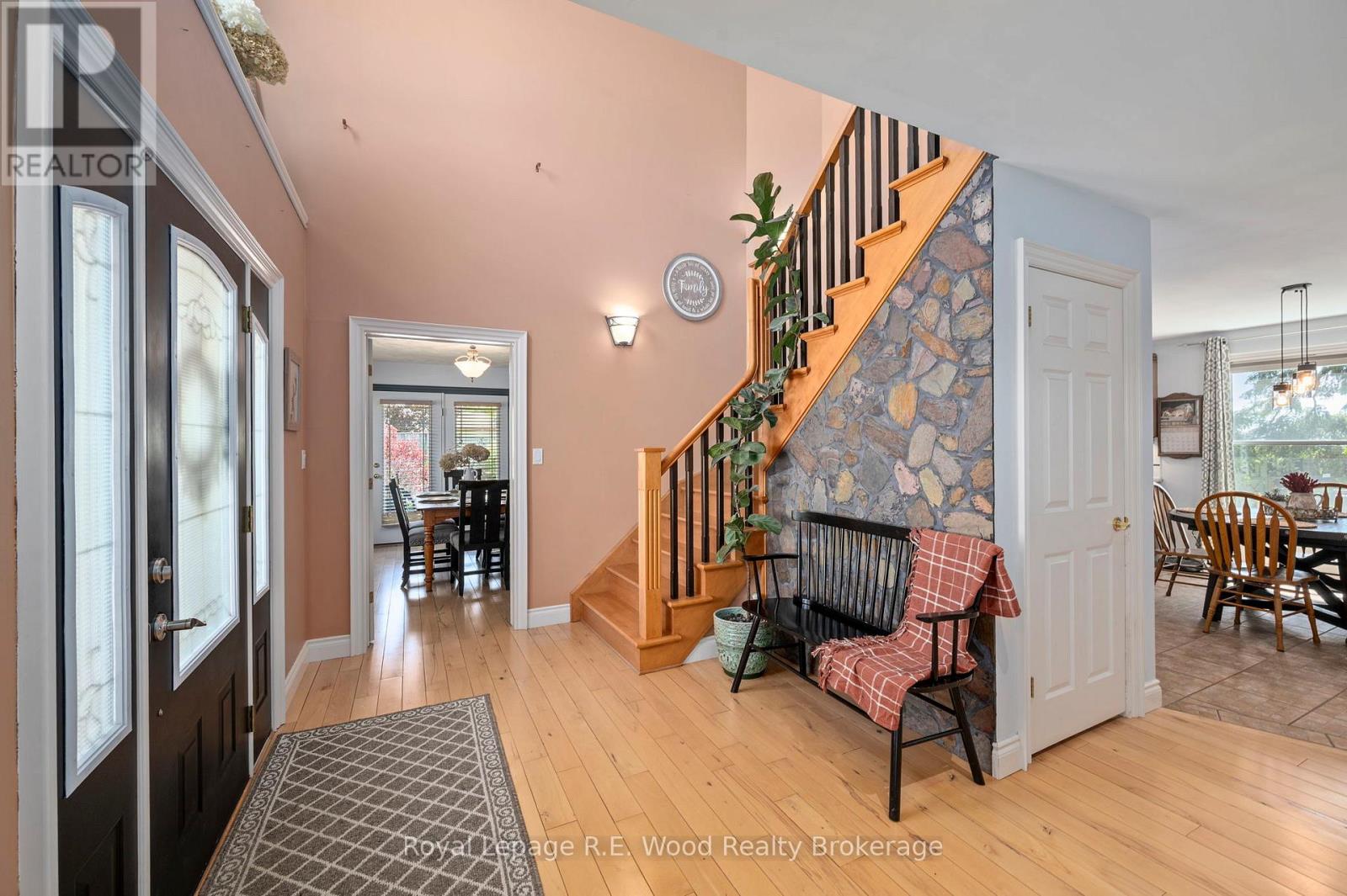29 Woodside Drive, Tillsonburg, Ontario  N4G 5P9 - Photo 4 - X13173572