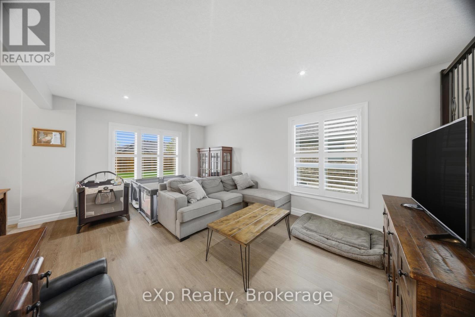 300 Hutton Street E, North Perth, Ontario  N4W 0C1 - Photo 16 - X13173460