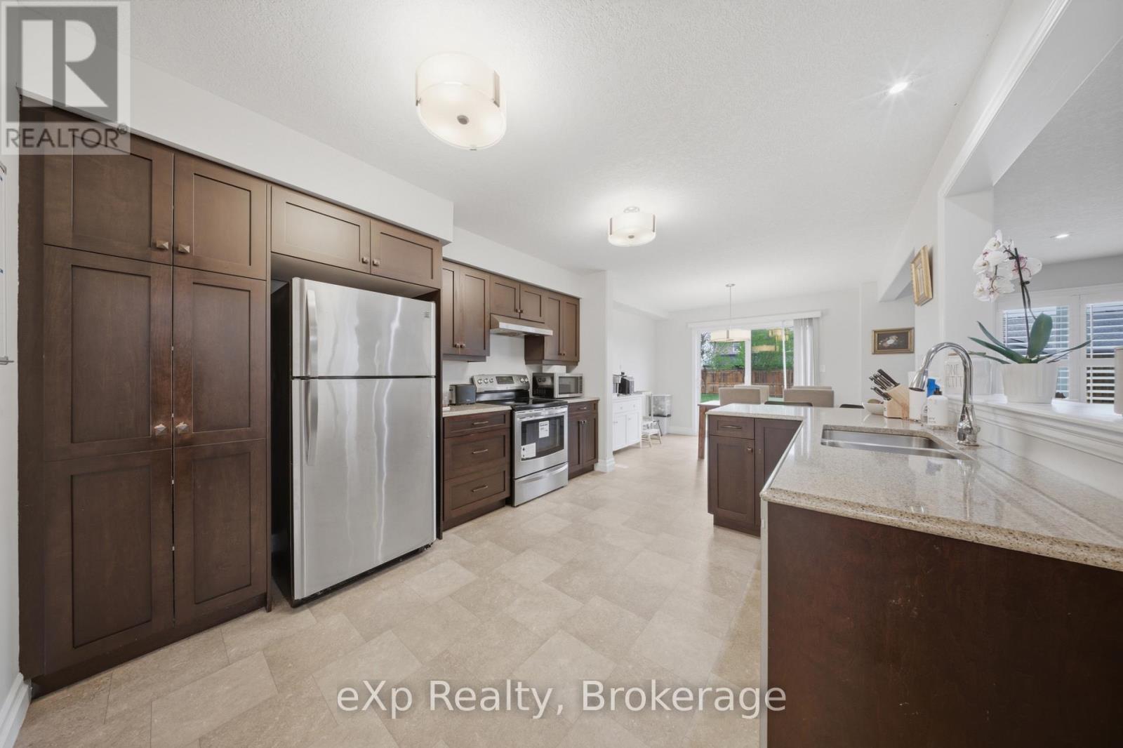 300 Hutton Street E, North Perth, Ontario  N4W 0C1 - Photo 9 - X13173460