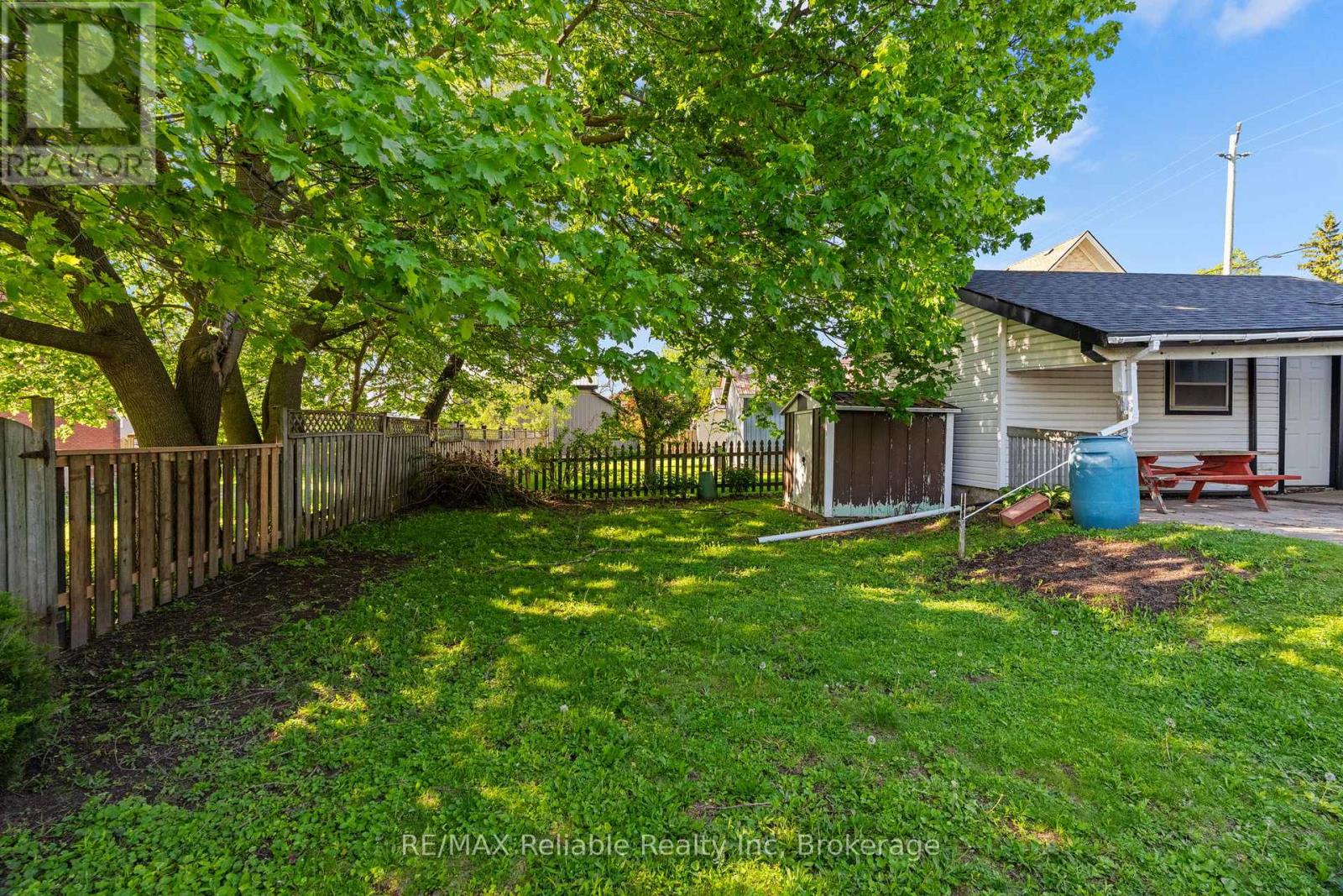120 Victoria Street, Central Huron, Ontario  N0M 1L0 - Photo 25 - X13173516