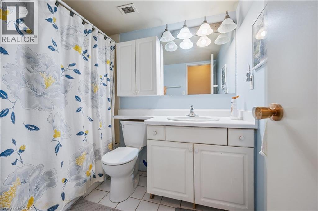 225 Harvard Place Unit# 1510, Waterloo, Ontario  N2J 4H4 - Photo 11 - 40833129