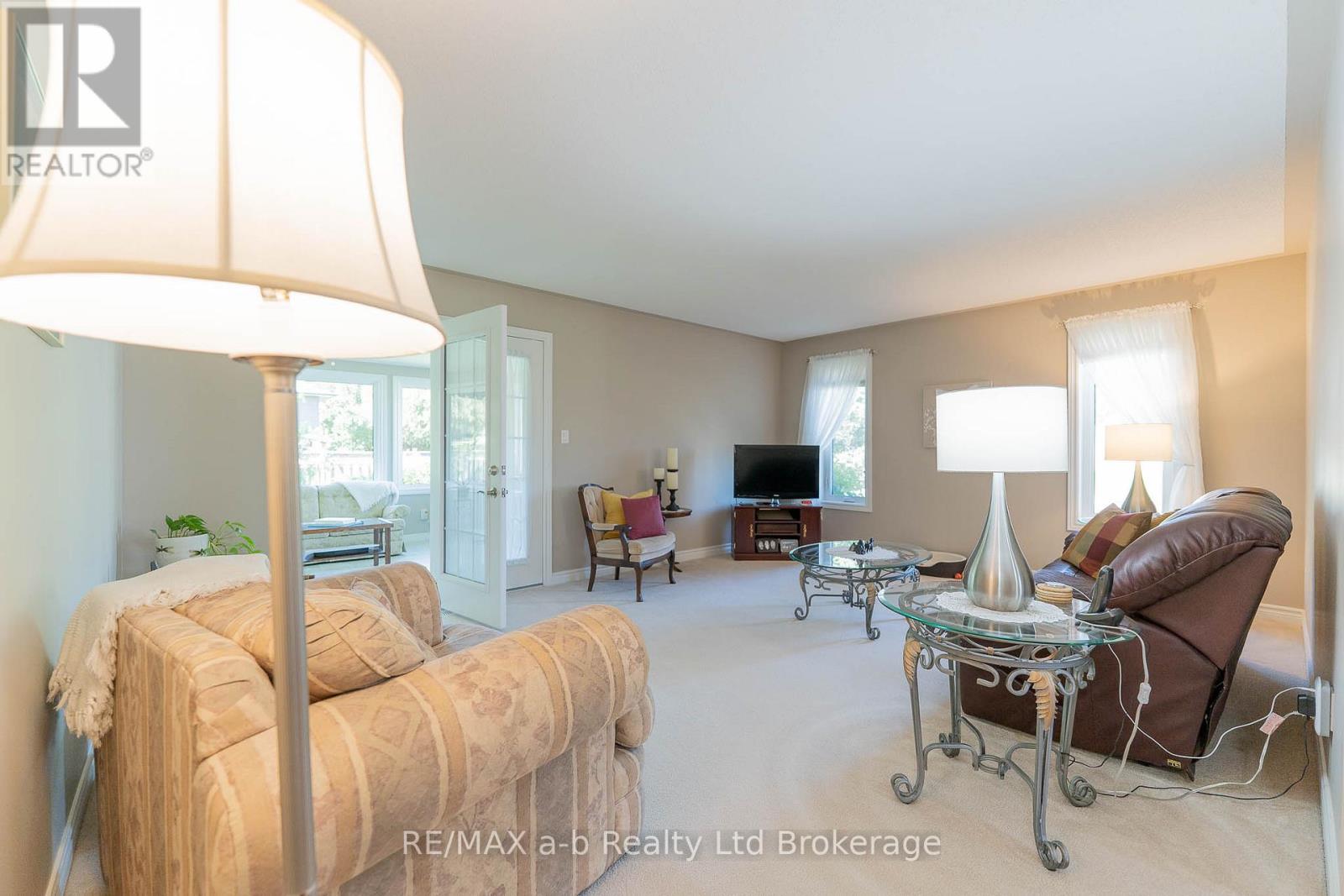 23 Armstrong Drive, Tillsonburg, Ontario  N4G 5T3 - Photo 13 - X13173688