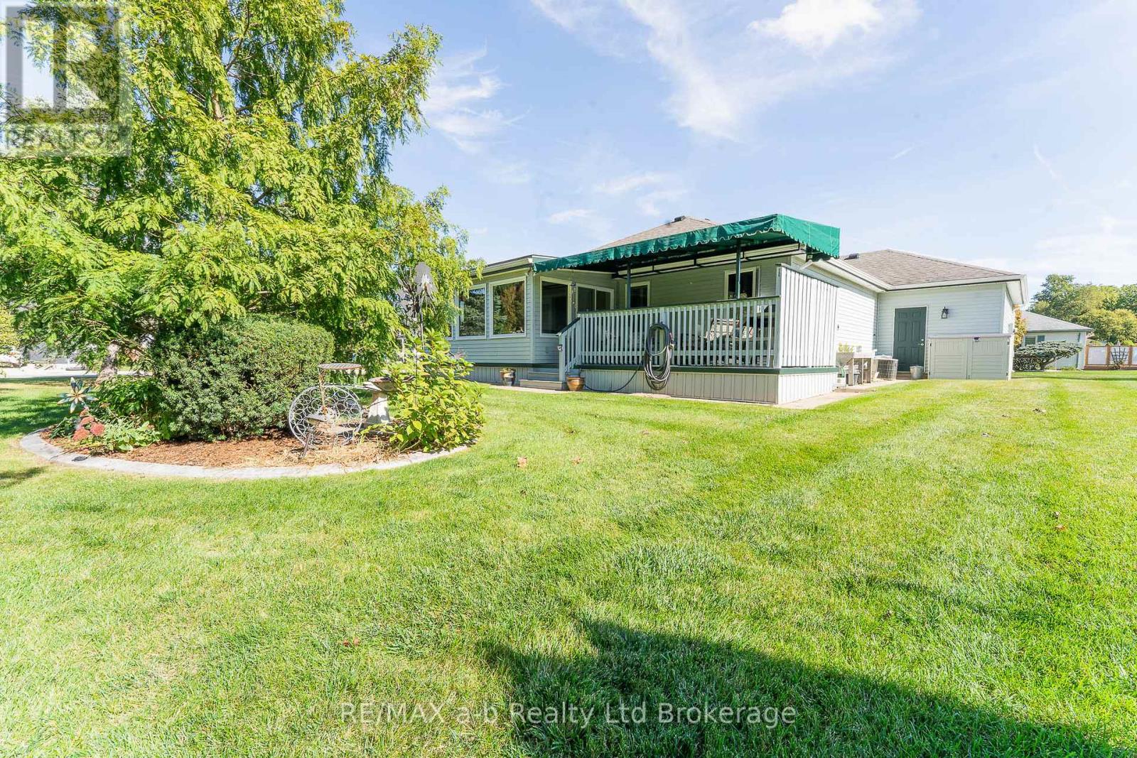 23 Armstrong Drive, Tillsonburg, Ontario  N4G 5T3 - Photo 32 - X13173688