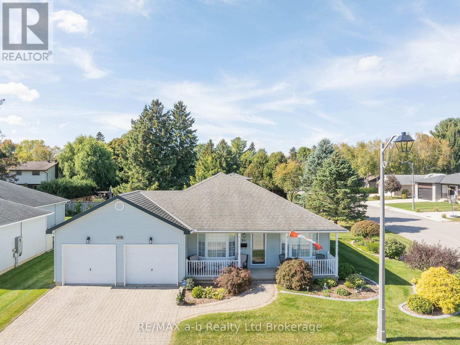 23 Armstrong Drive, Tillsonburg, Ontario  N4G 5T3 - Photo 34 - X13173688