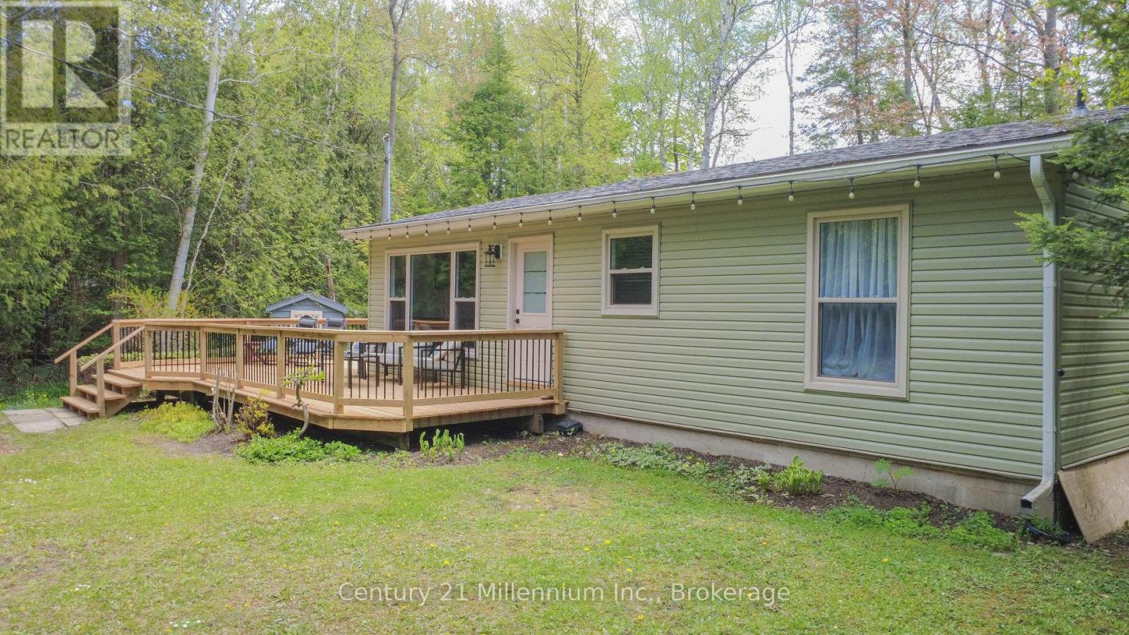 28 Jay Street, Saugeen Shores, Ontario  N0H 2C5 - Photo 3 - X13173920