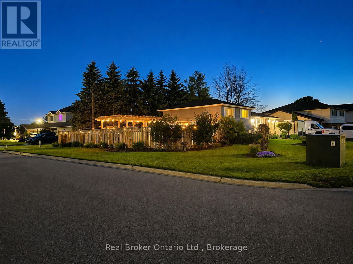 109 Miller Crescent, Minto, Ontario  N0G 2P0 - Photo 3 - X13174016