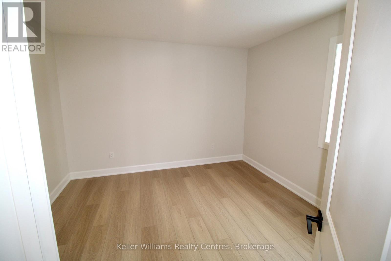 844 22nd Avenue A, Hanover, Ontario  N4N 0C6 - Photo 4 - X13174040