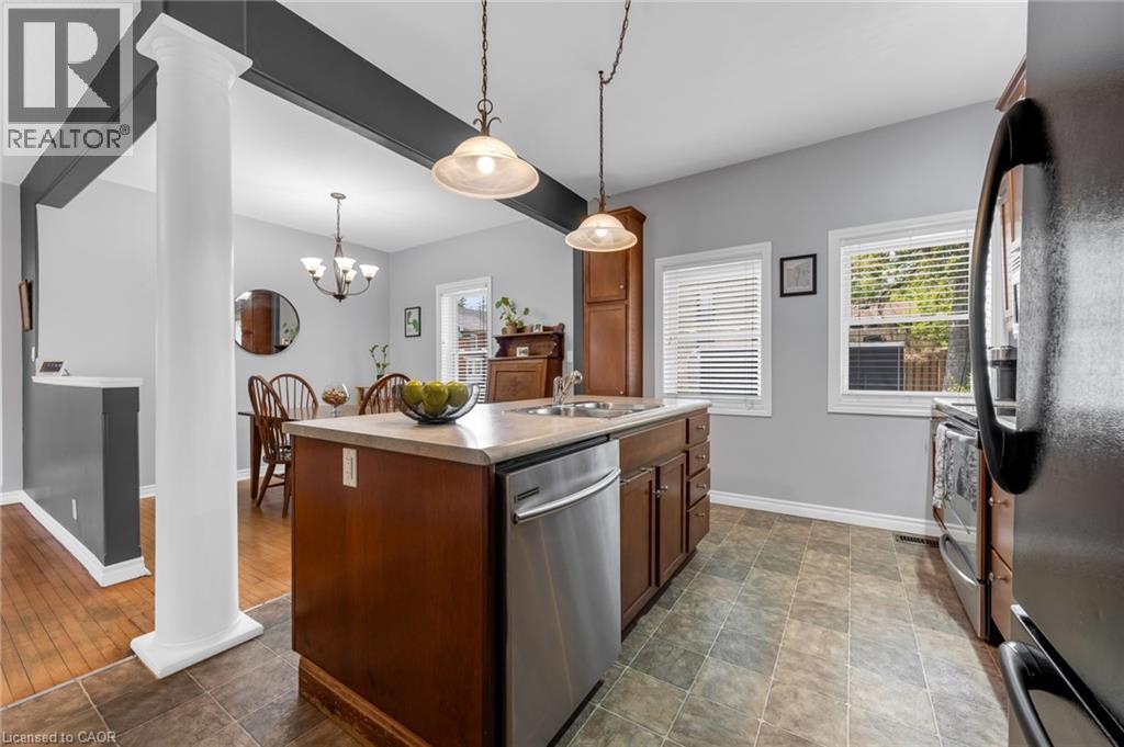 110 Oak Street, Brantford, Ontario  N3T 2B5 - Photo 11 - 40829442