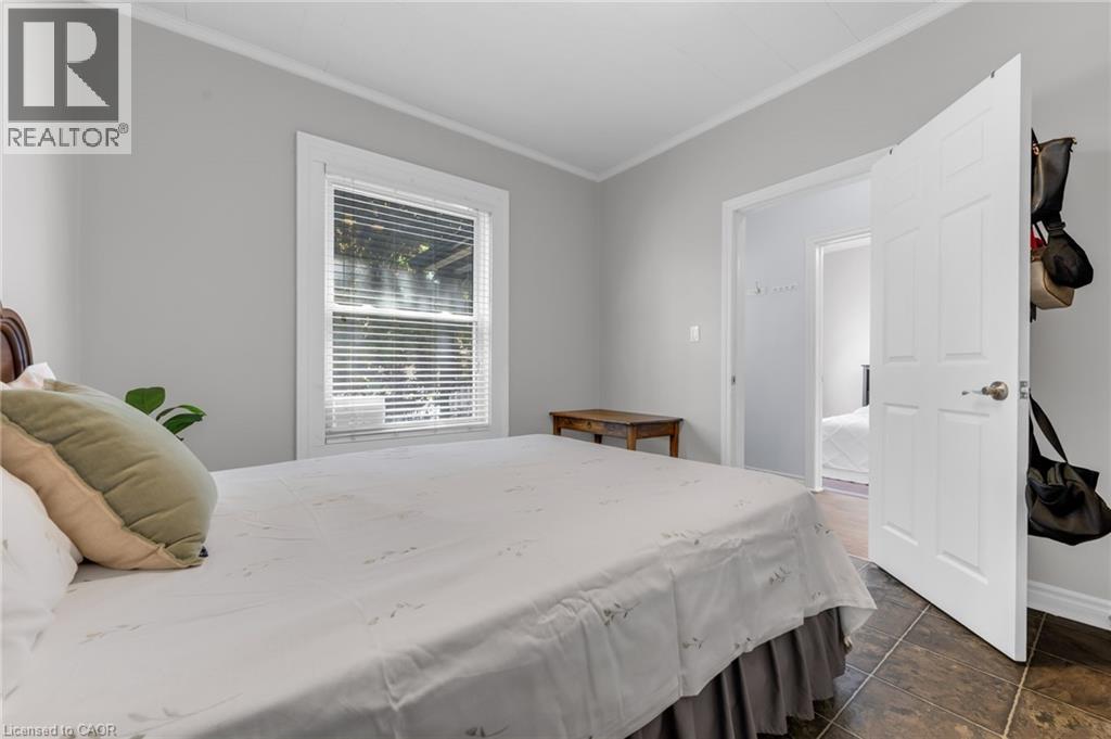 110 Oak Street, Brantford, Ontario  N3T 2B5 - Photo 7 - 40829442