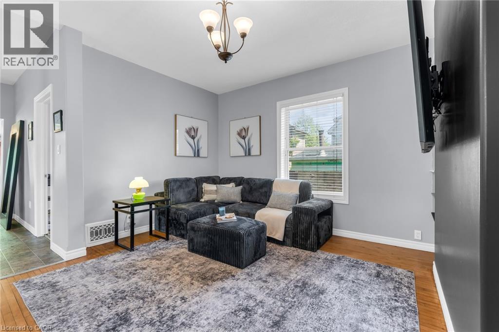 110 Oak Street, Brantford, Ontario  N3T 2B5 - Photo 8 - 40829442