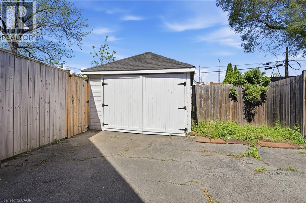 43 Cameron Avenue N, Hamilton, Ontario  L8H 4Y9 - Photo 25 - 40833563