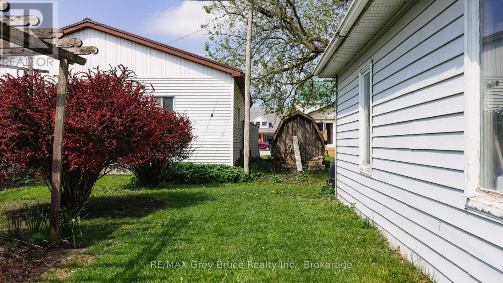 236 2nd Avenue S, Arran-Elderslie, Ontario  N0G 1L0 - Photo 14 - X13175254