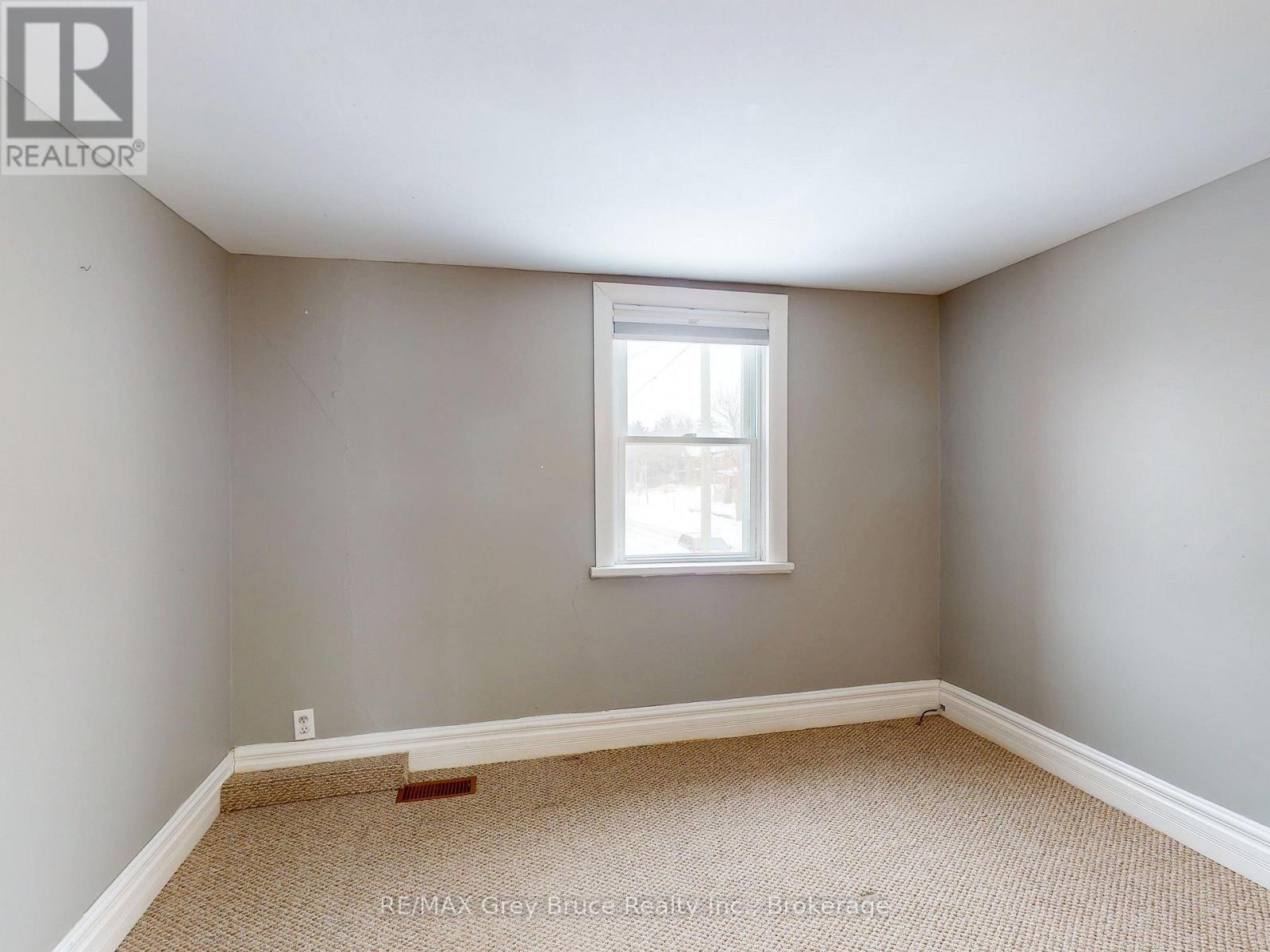 690 8th Street E, Owen Sound, Ontario  N4K 1L8 - Photo 22 - X13175288