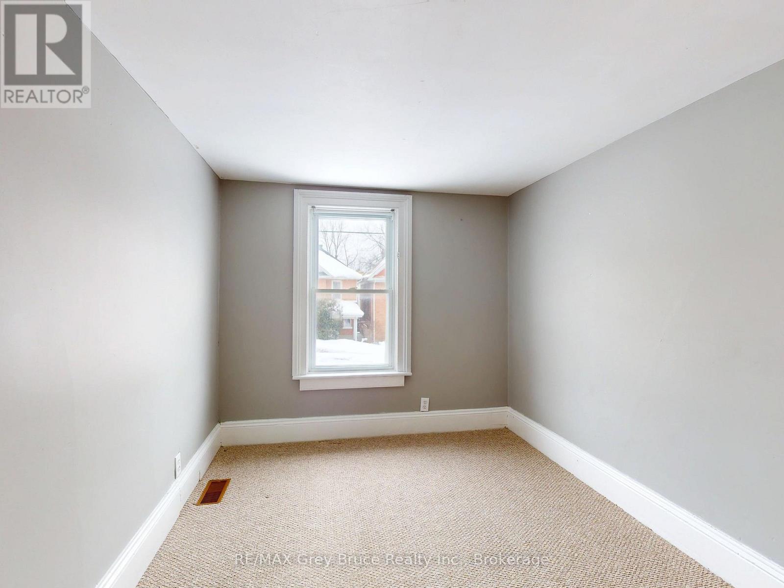 690 8th Street E, Owen Sound, Ontario  N4K 1L8 - Photo 25 - X13175288