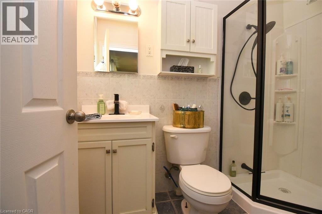 33 Burwell Avenue, Stoney Creek, Ontario  L8G 3L8 - Photo 18 - 40819541
