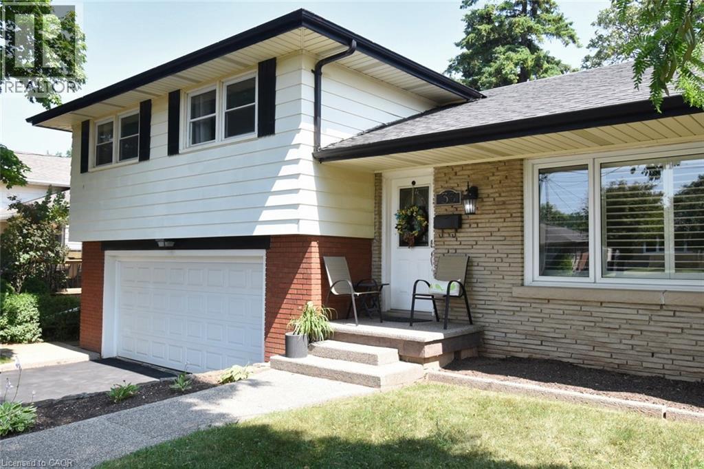 33 Burwell Avenue, Stoney Creek, Ontario  L8G 3L8 - Photo 2 - 40819541