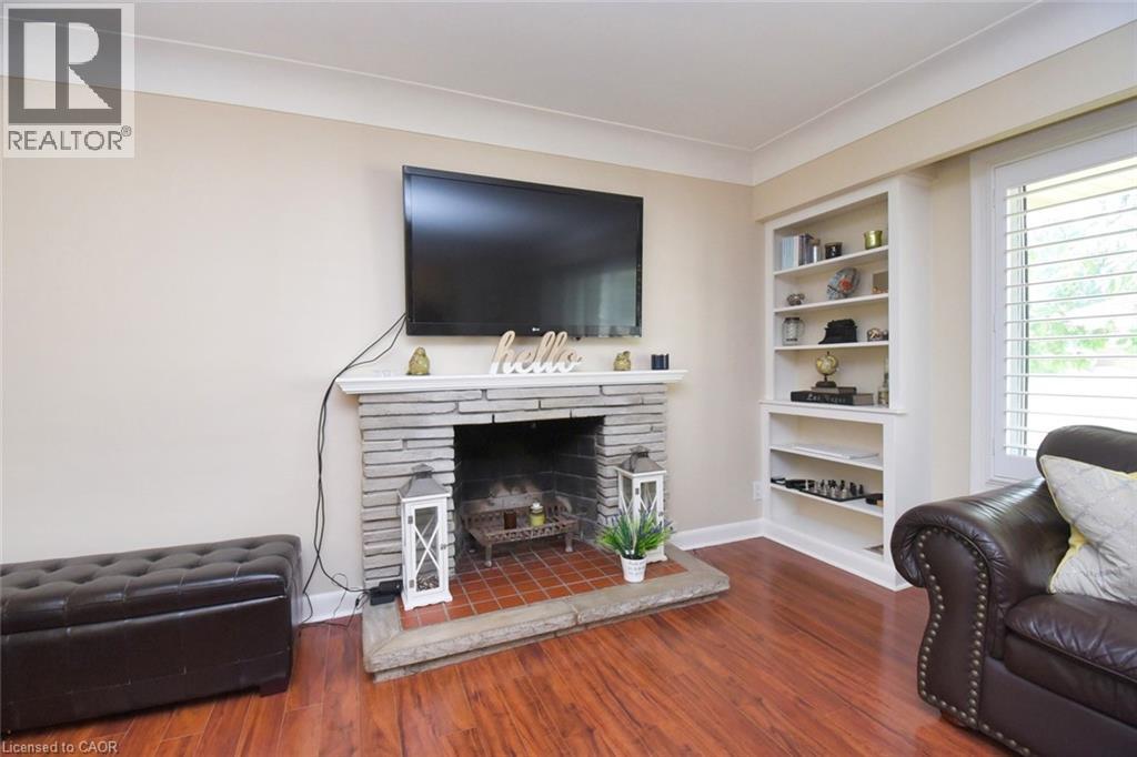 33 Burwell Avenue, Stoney Creek, Ontario  L8G 3L8 - Photo 8 - 40819541