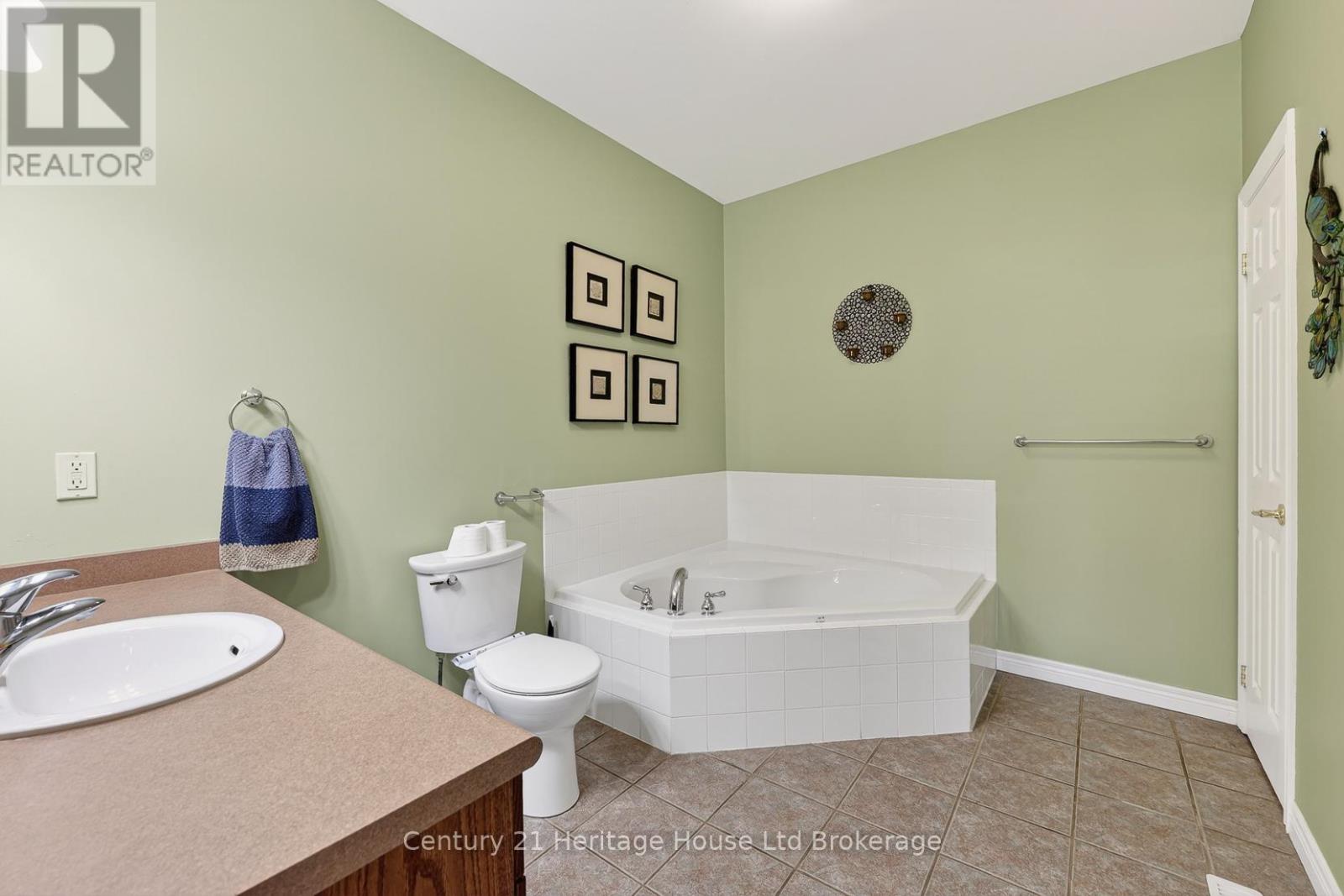 13 - 450 Lakeview Drive, Woodstock, Ontario  N4T 1V6 - Photo 18 - X13175588
