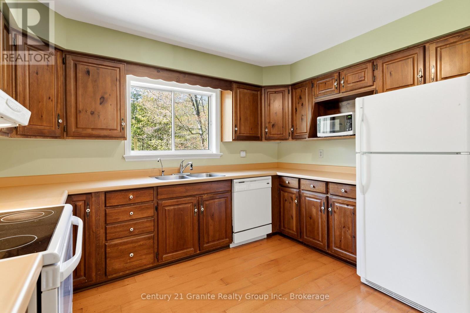 117 Riverside Drive E, Dysart Et Al, Ontario  K0M 1S0 - Photo 15 - X13175454