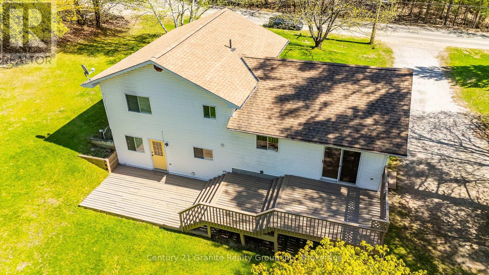 117 Riverside Drive E, Dysart Et Al, Ontario  K0M 1S0 - Photo 2 - X13175454