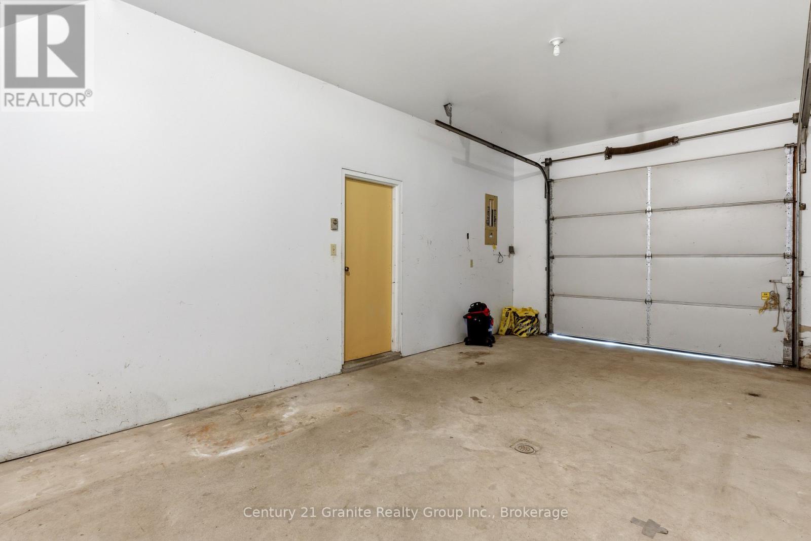 117 Riverside Drive E, Dysart Et Al, Ontario  K0M 1S0 - Photo 39 - X13175454